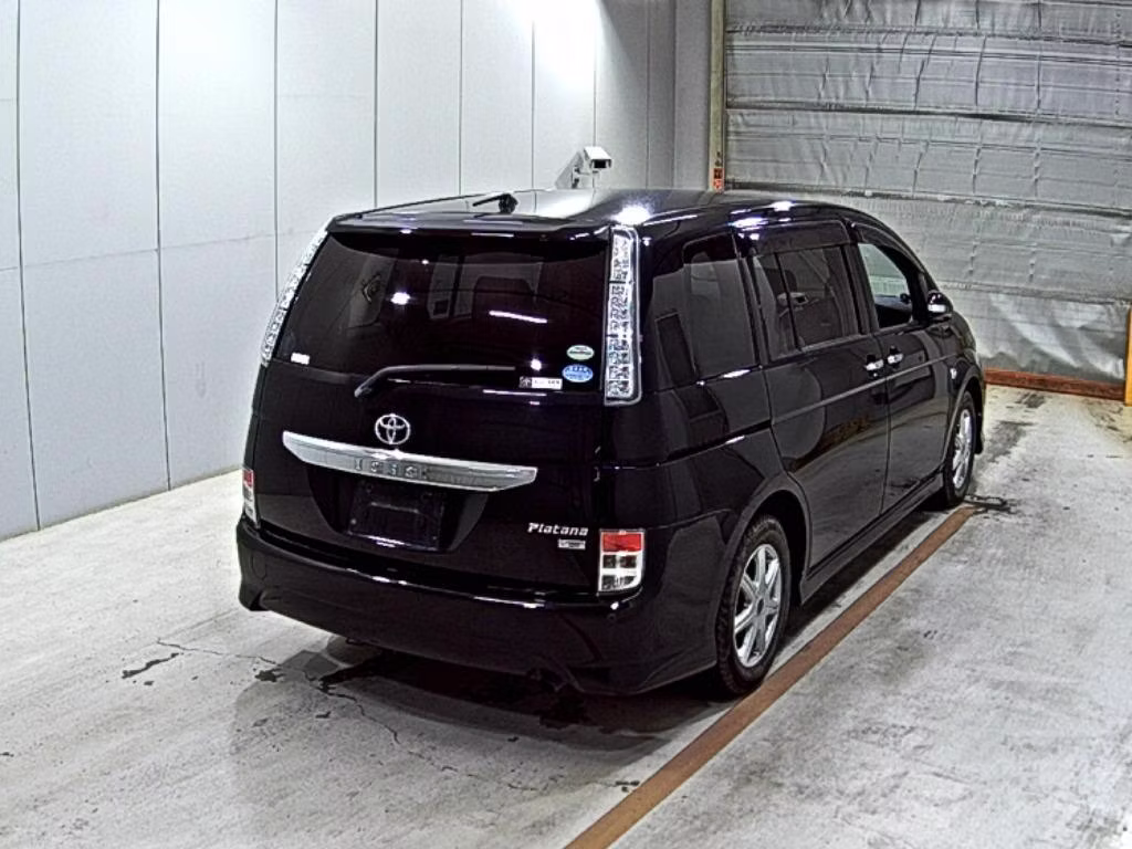 TOYOTA ISIS