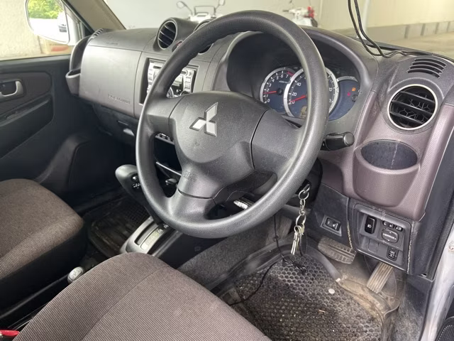 MITSUBISHI PAJERO MINI