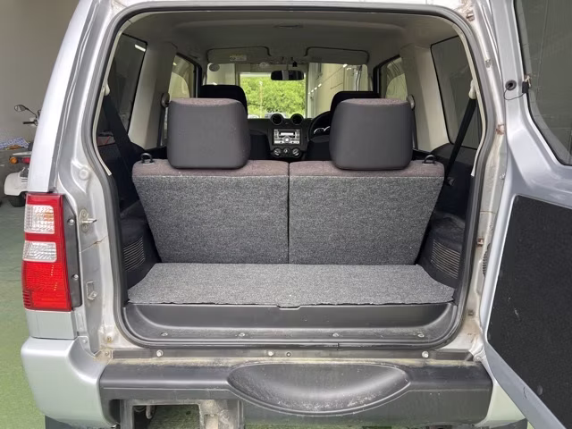 MITSUBISHI PAJERO MINI