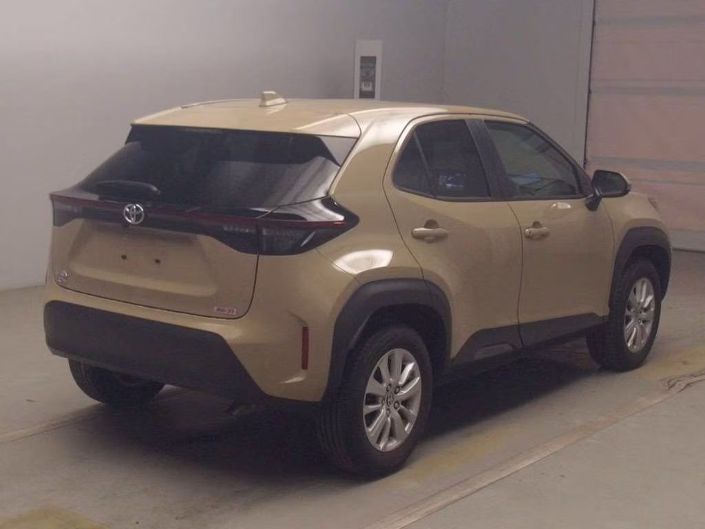 TOYOTA YARIS CROSS