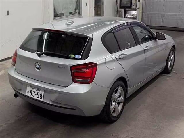 BMW 1-SERIES