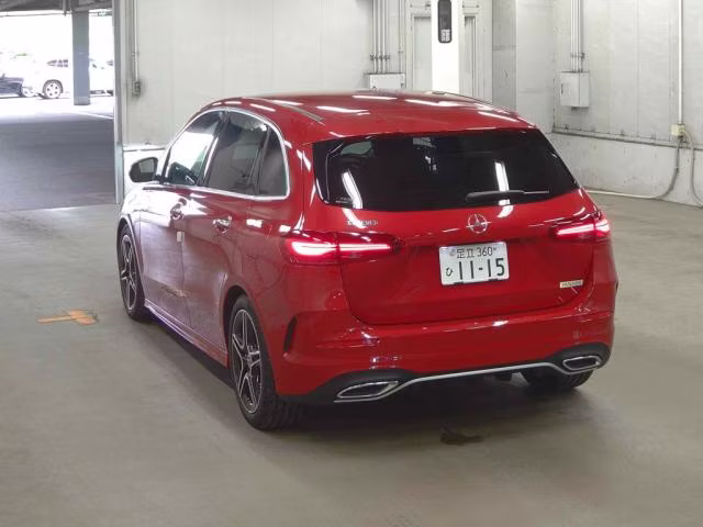 MERCEDES-BENZ B-CLASS