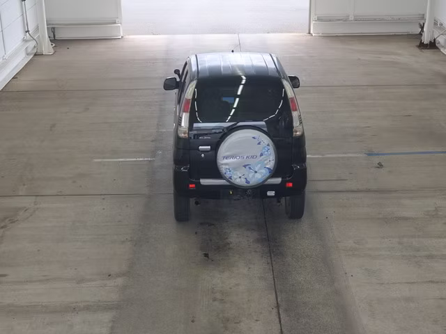 DAIHATSU TERIOS KID
