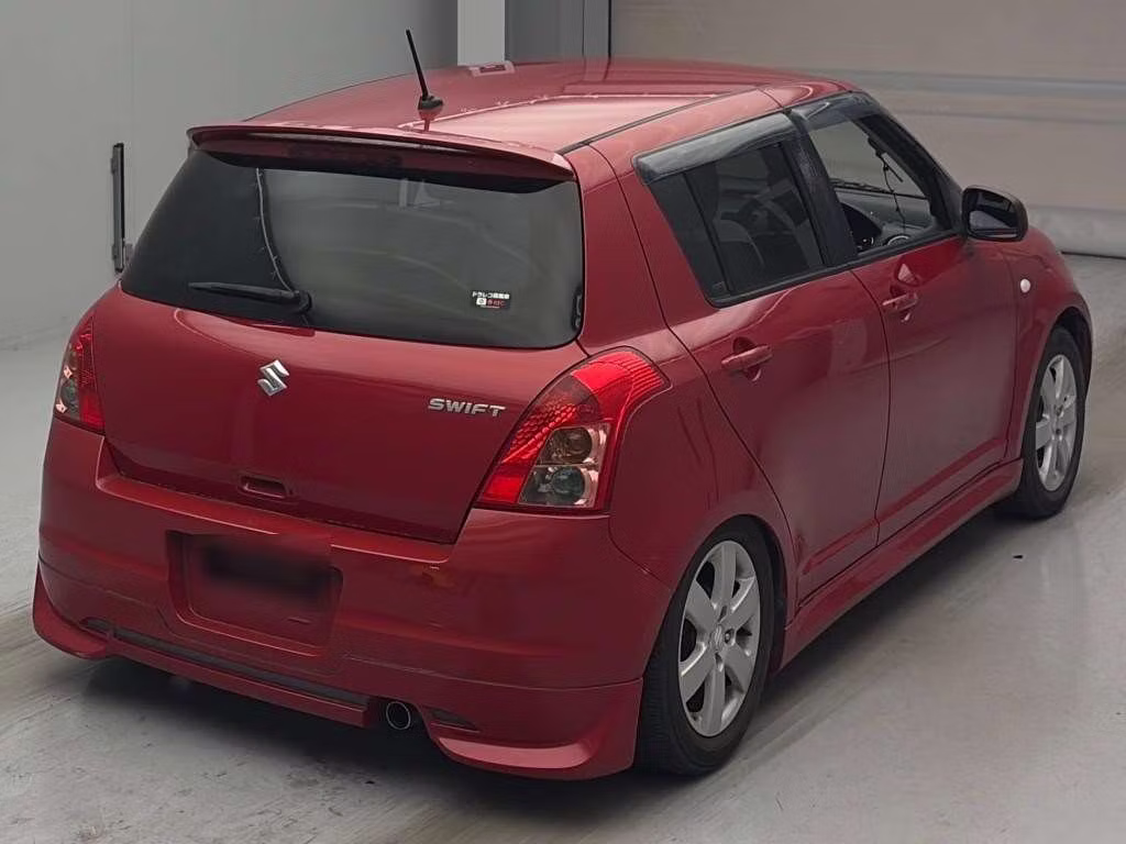 SUZUKI SWIFT