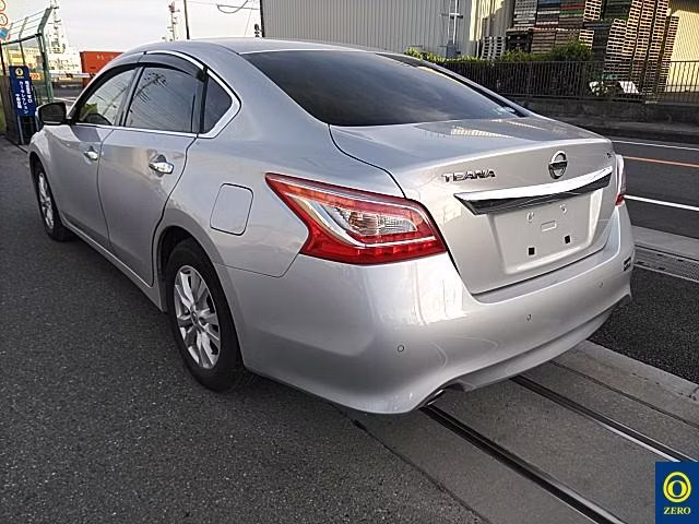 NISSAN TEANA