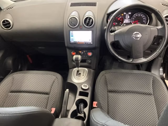 NISSAN DUALIS