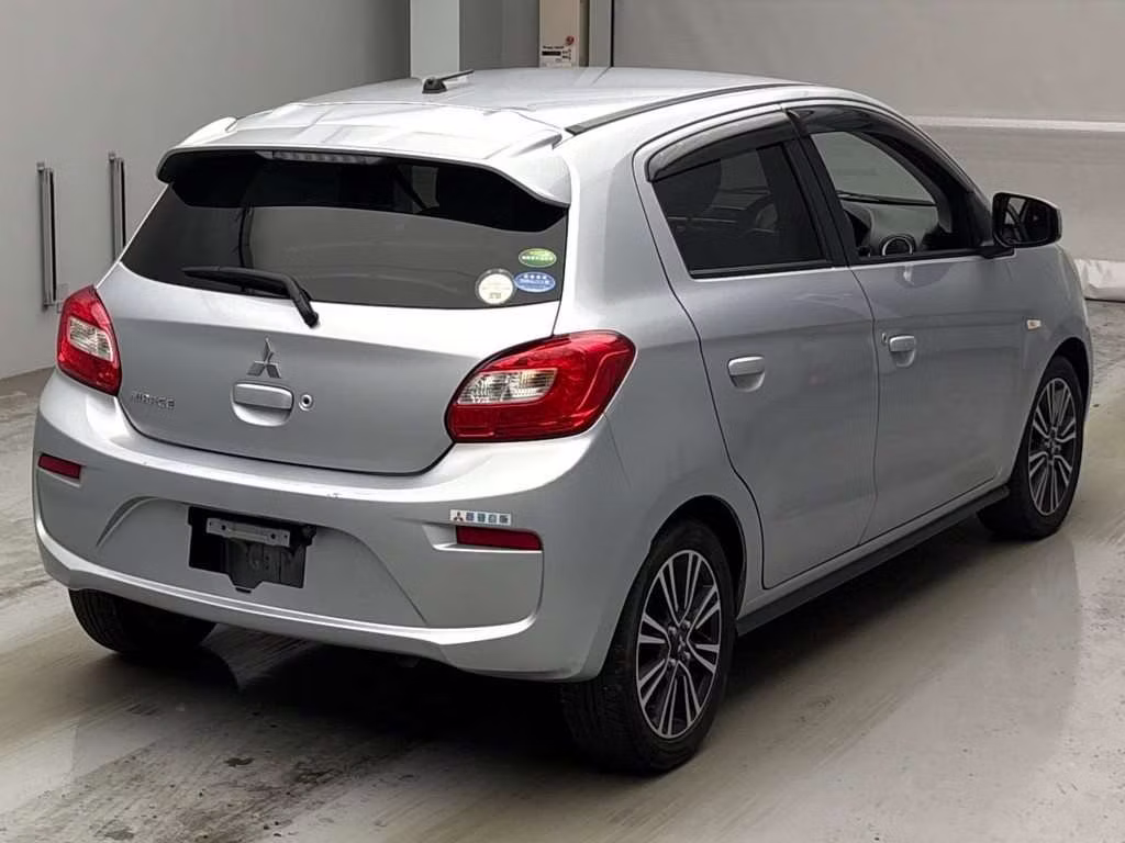 MITSUBISHI MIRAGE
