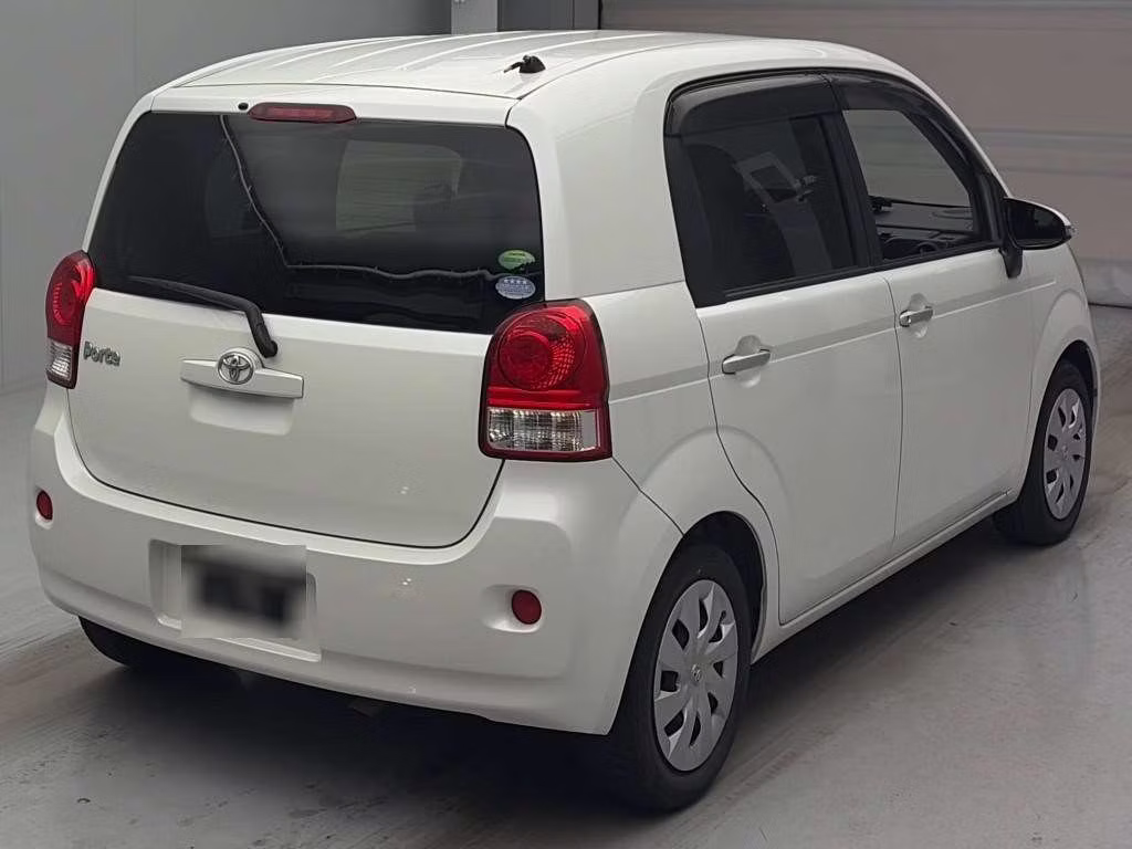 TOYOTA PORTE