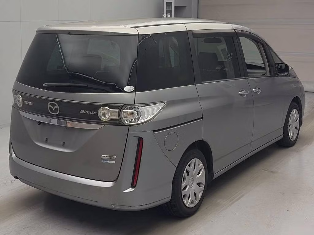 MAZDA BIANTE
