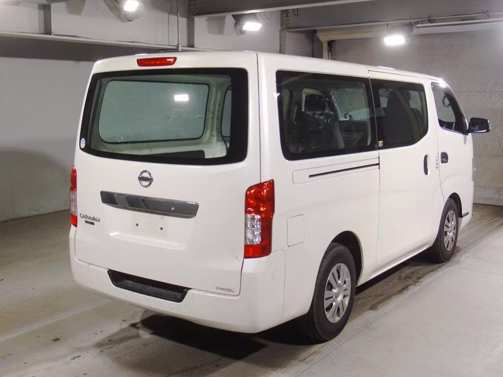 NISSAN NV350 CARAVAN