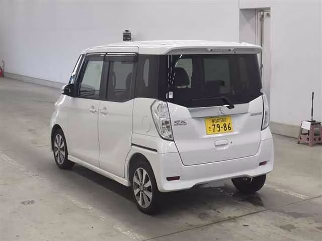 MITSUBISHI EK SPACE
