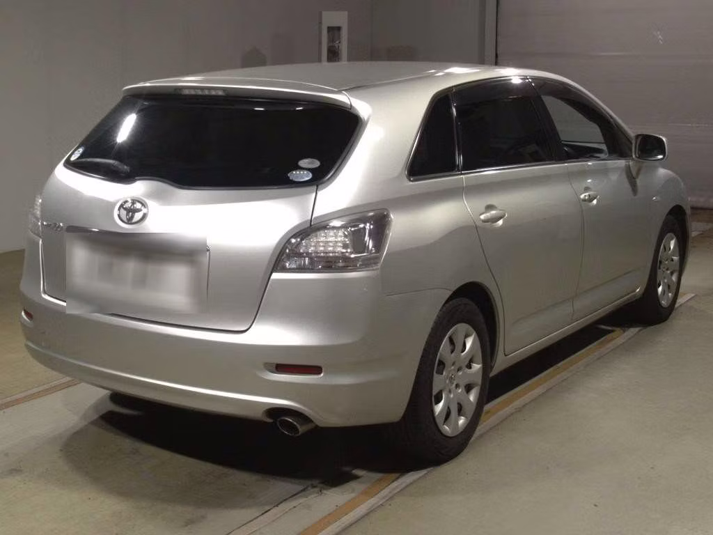 TOYOTA MARK X ZIO