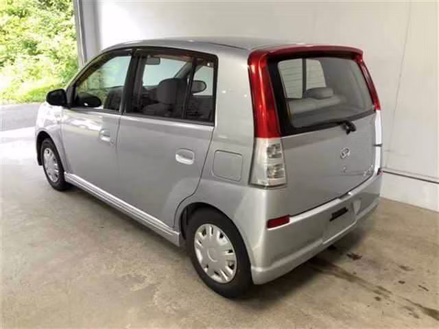 DAIHATSU MIRA AVY