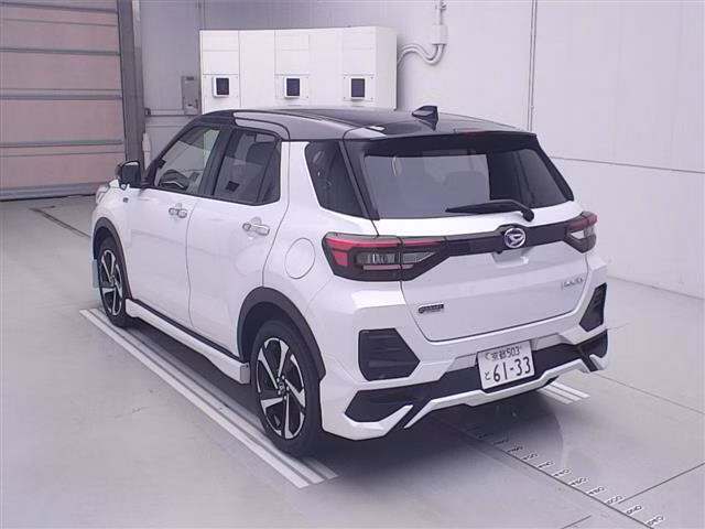 DAIHATSU ROCKY