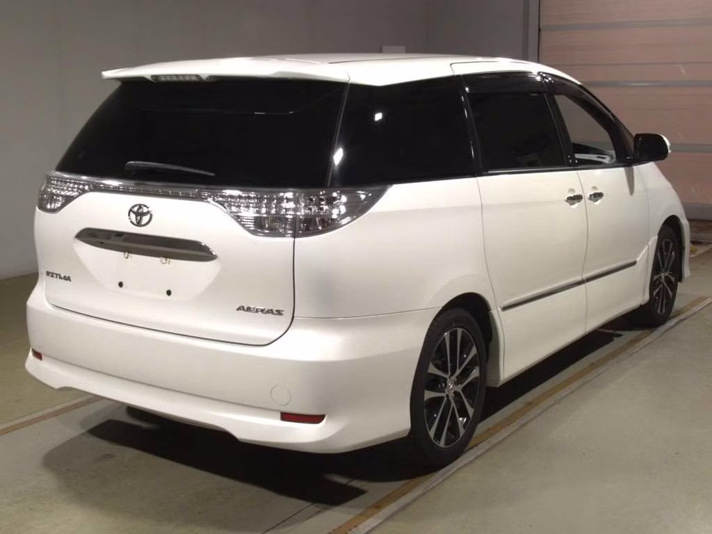 TOYOTA ESTIMA