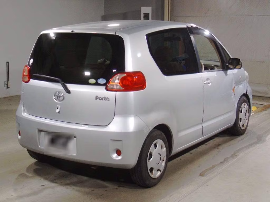 TOYOTA PORTE