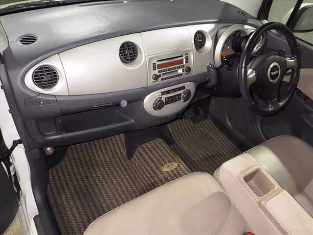 DAIHATSU MOVE LATTE