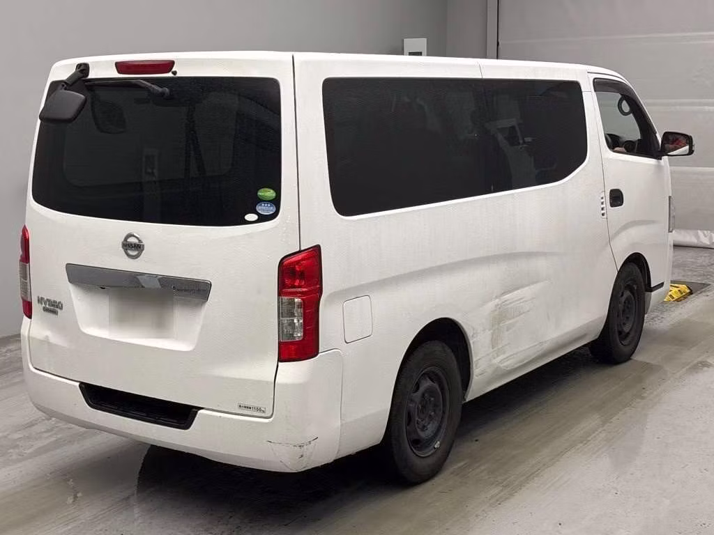 NISSAN NV350 CARAVAN