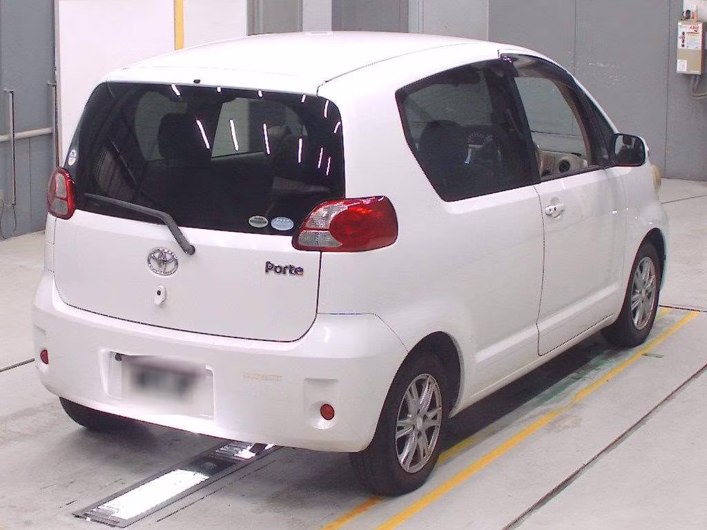 TOYOTA PORTE
