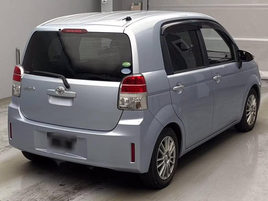 TOYOTA SPADE
