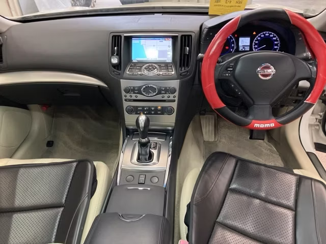 NISSAN SKYLINE