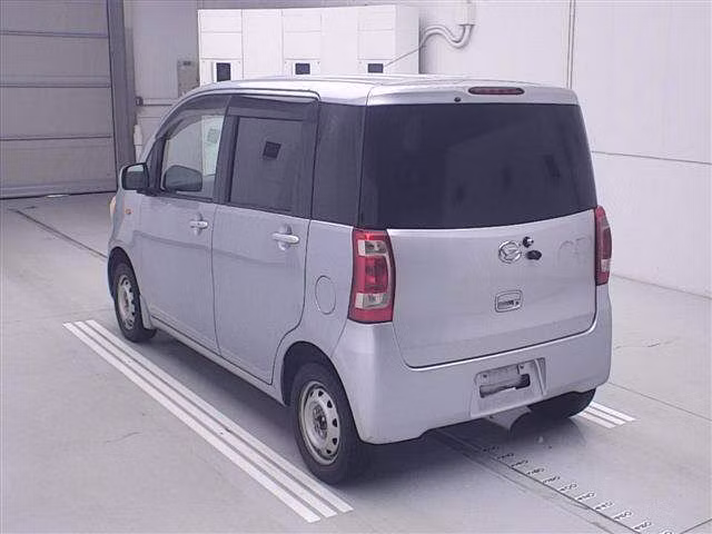 DAIHATSU TANTO EXE