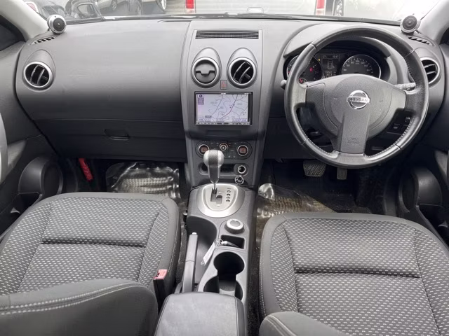NISSAN DUALIS