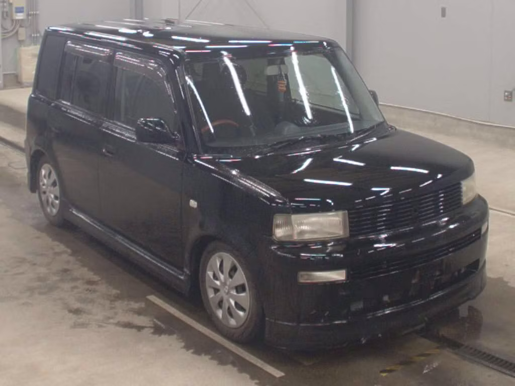 TOYOTA BB