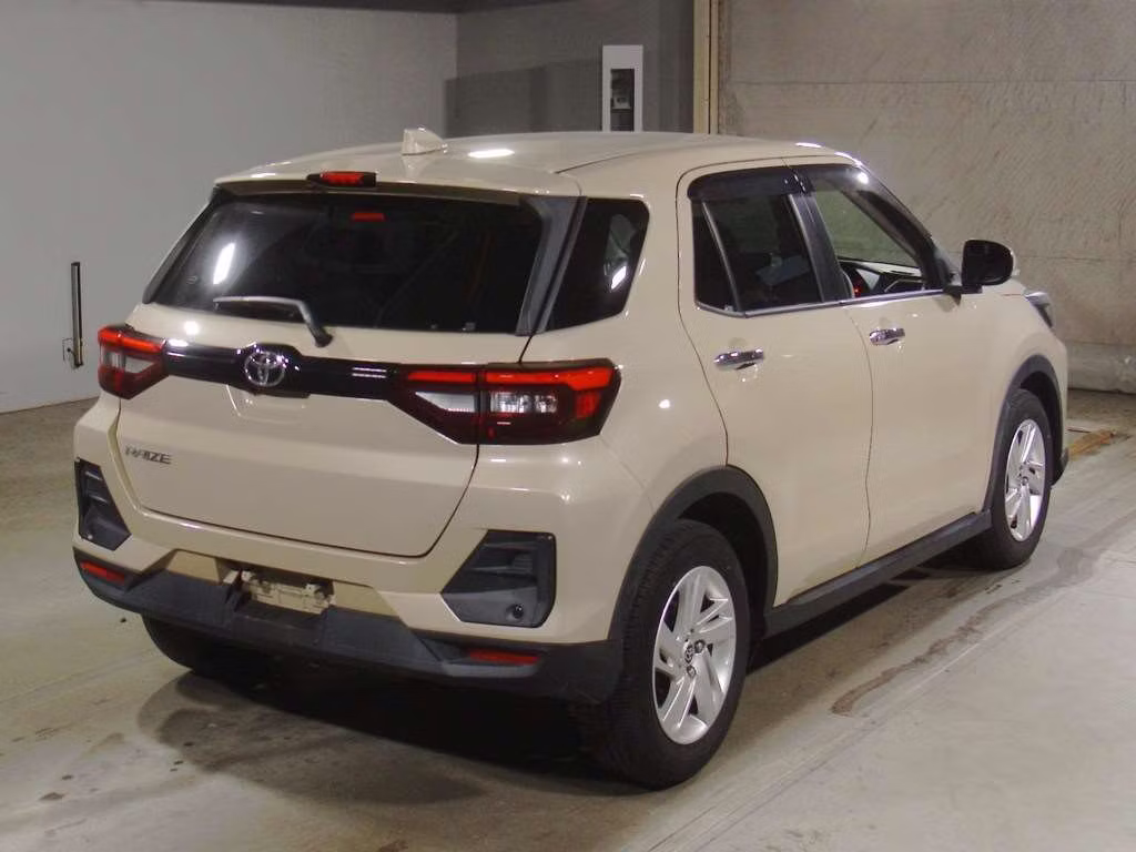 TOYOTA RAIZE