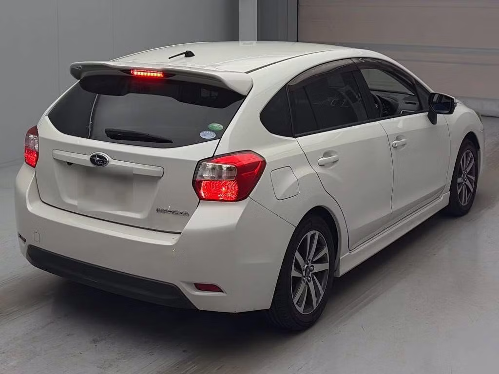 SUBARU IMPREZA