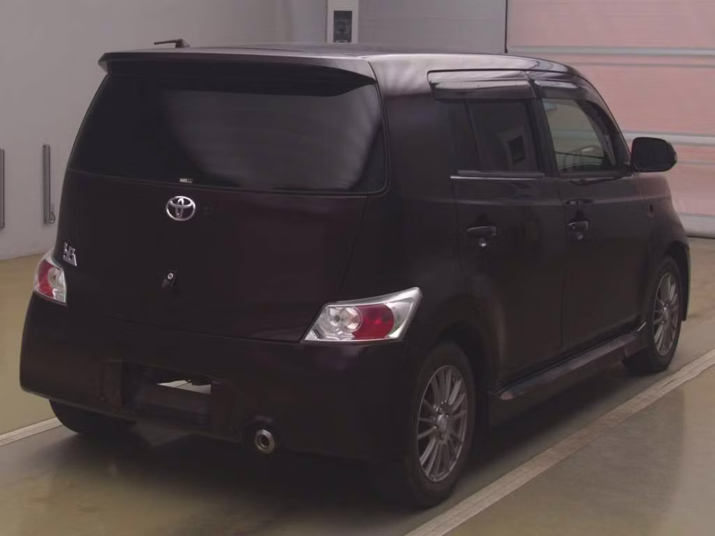 TOYOTA BB