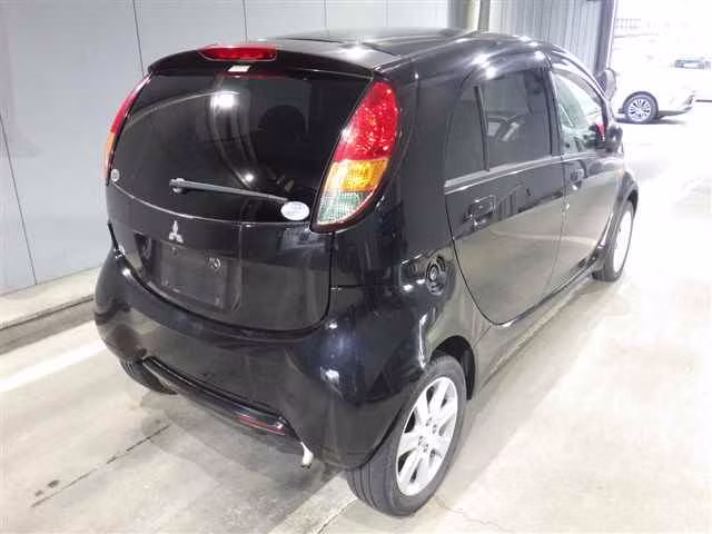 MITSUBISHI I