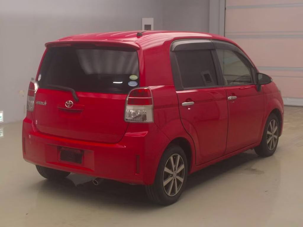 TOYOTA SPADE