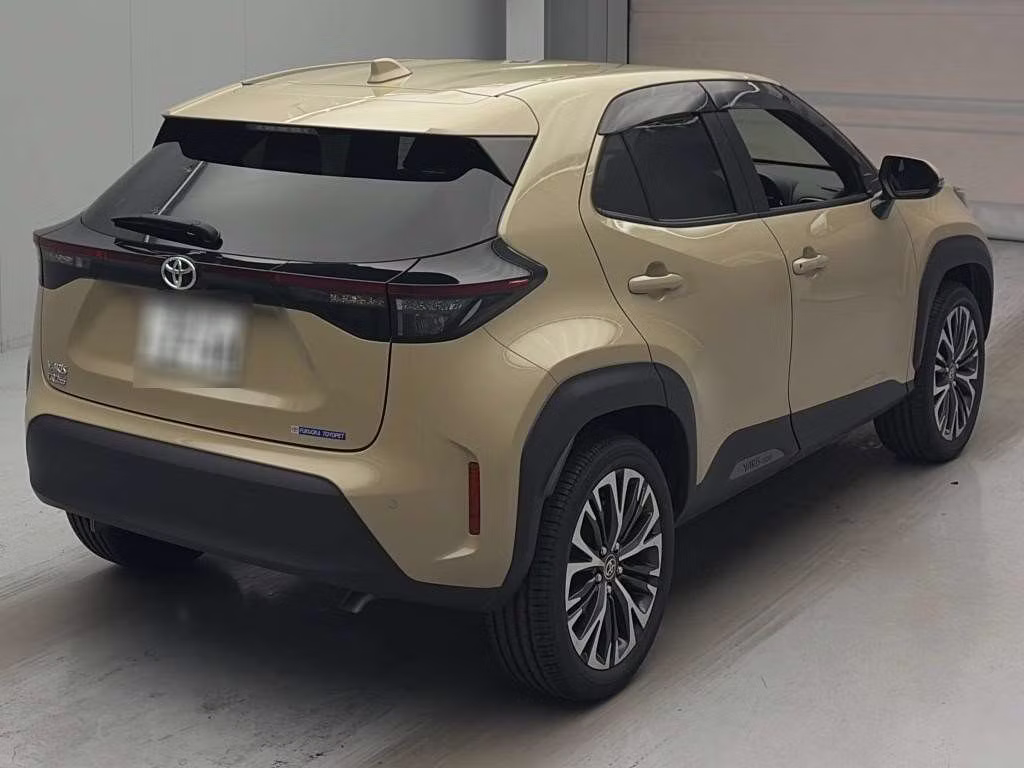 TOYOTA YARIS CROSS