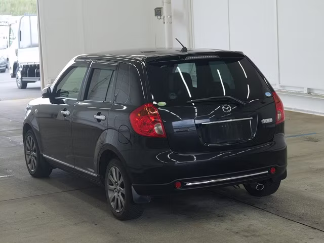 MAZDA VERISA