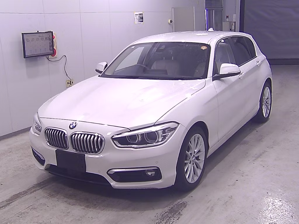BMW 1-SERIES