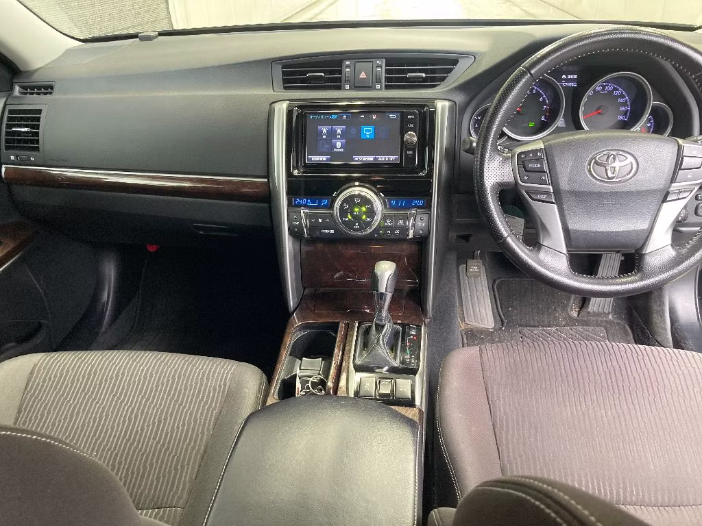 TOYOTA MARK X