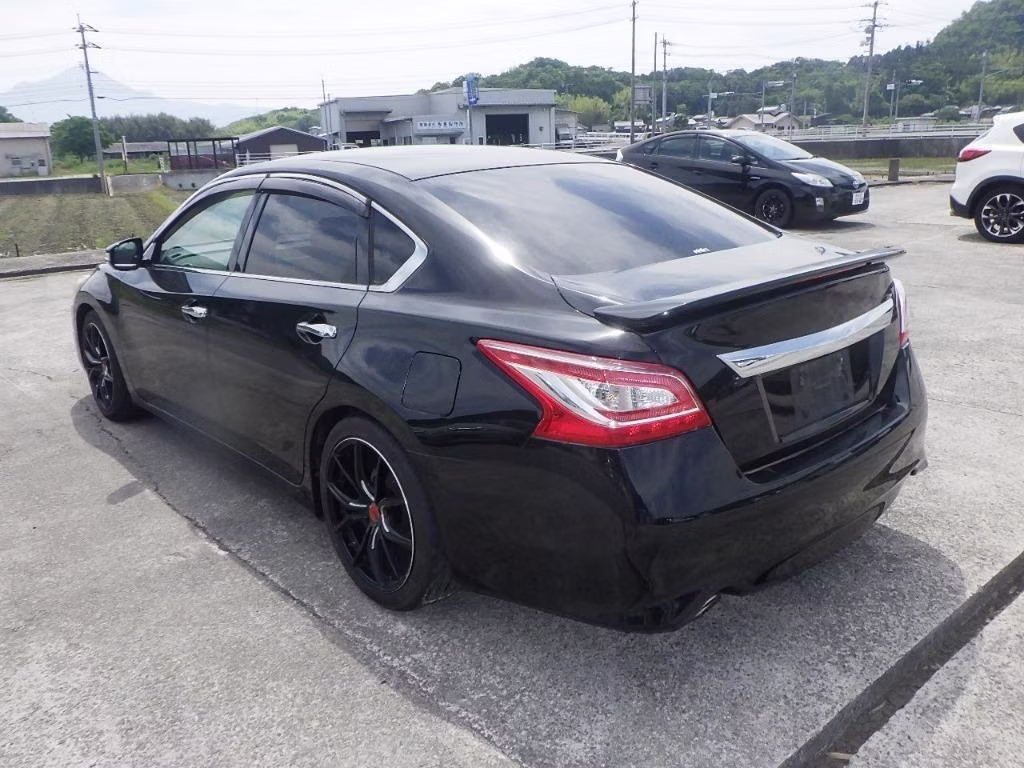 NISSAN TEANA