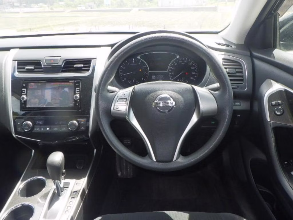 NISSAN TEANA