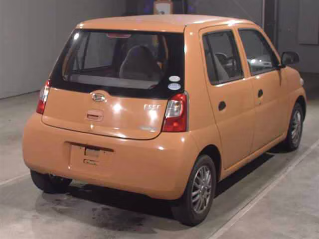 DAIHATSU ESSE
