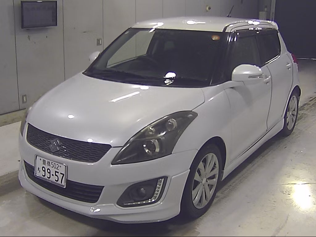 SUZUKI SWIFT