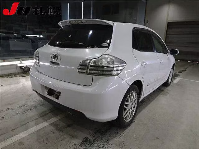 TOYOTA BLADE