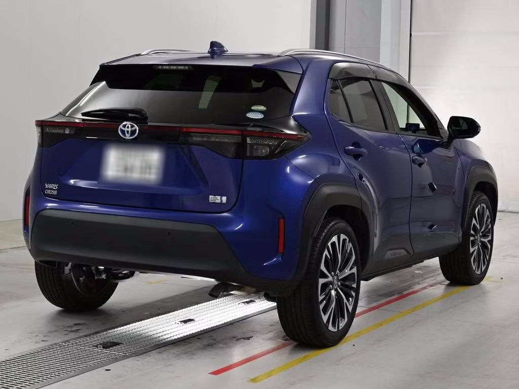 TOYOTA YARIS CROSS