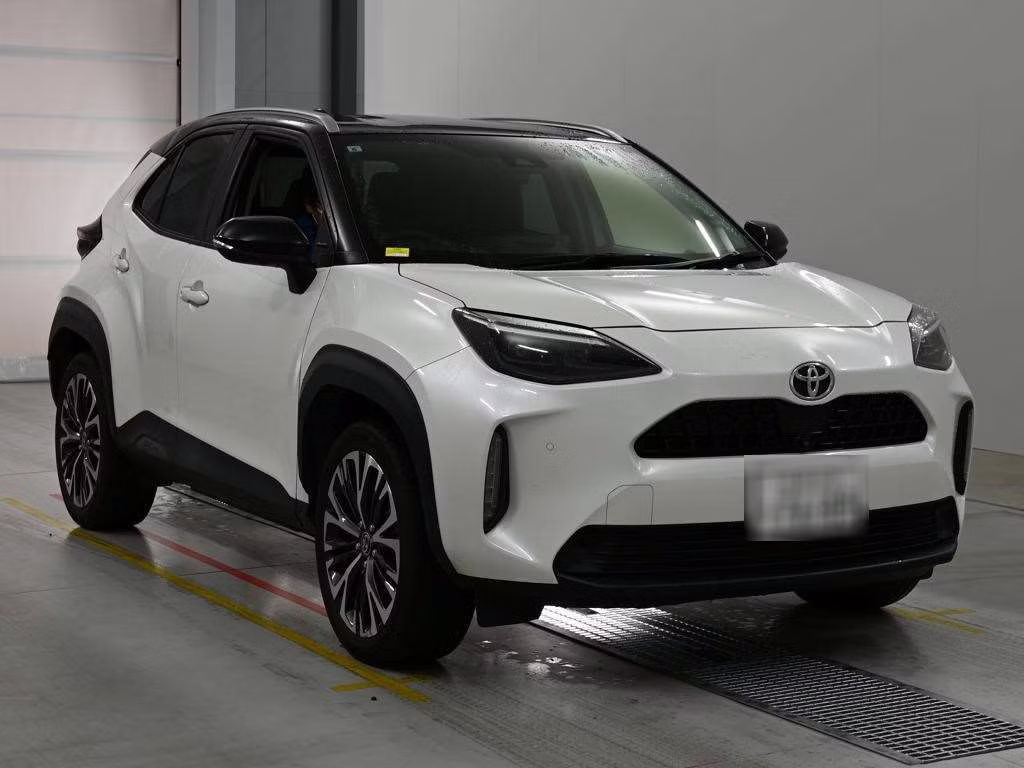 TOYOTA YARIS CROSS