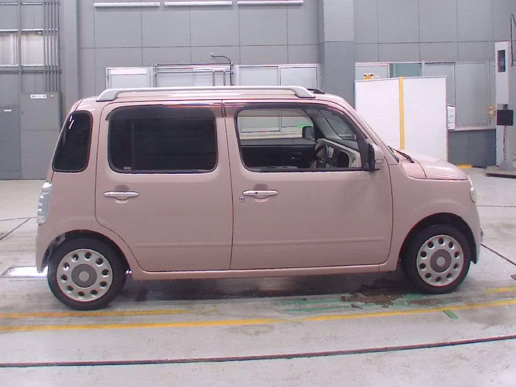 DAIHATSU MIRA COCOA