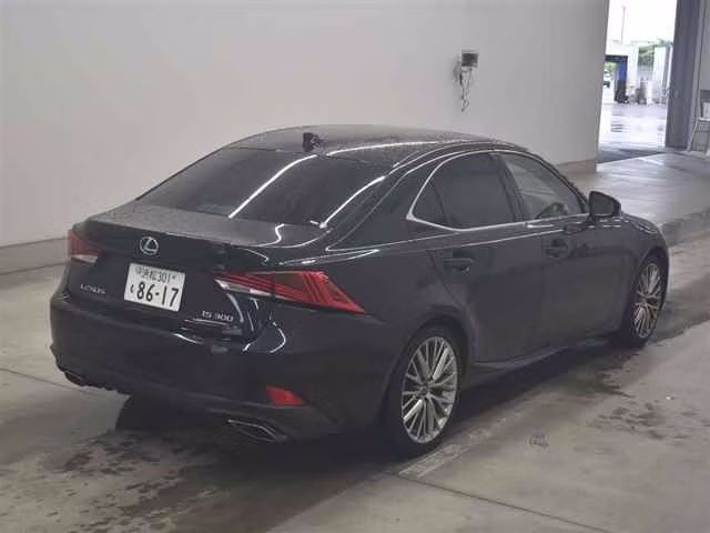 LEXUS IS300