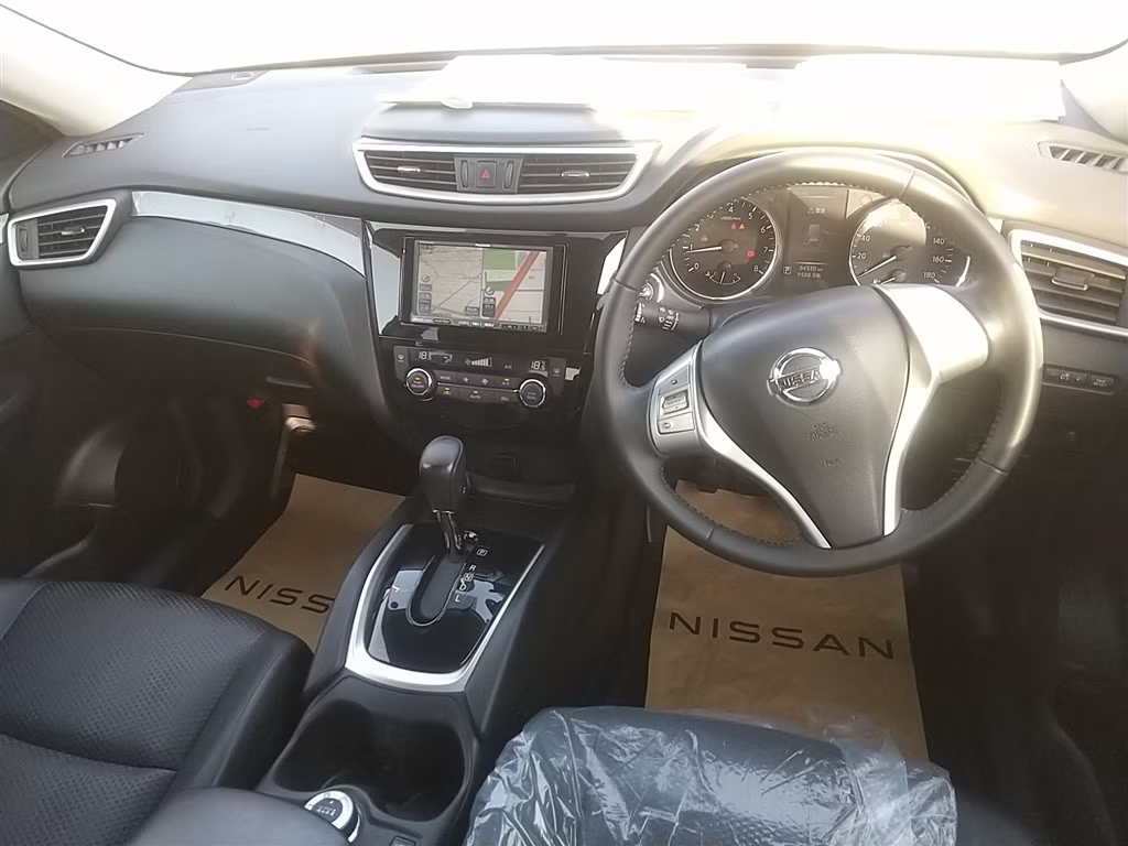 NISSAN X-TRAIL