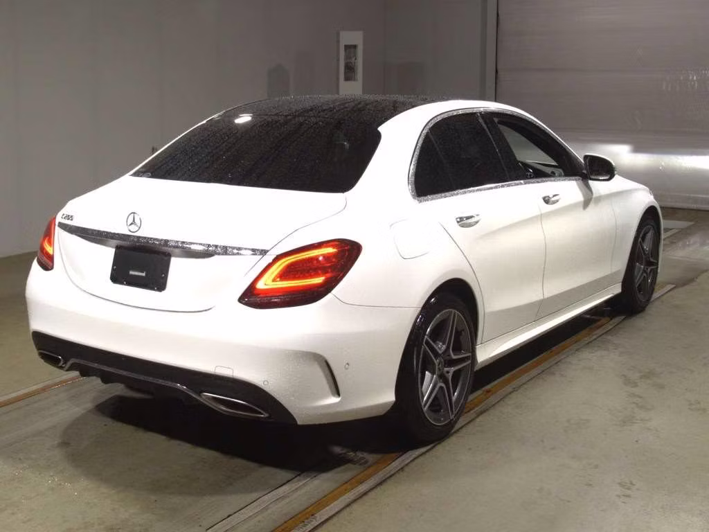 MERCEDES-BENZ C-CLASS