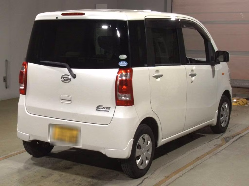 DAIHATSU TANTO EXE