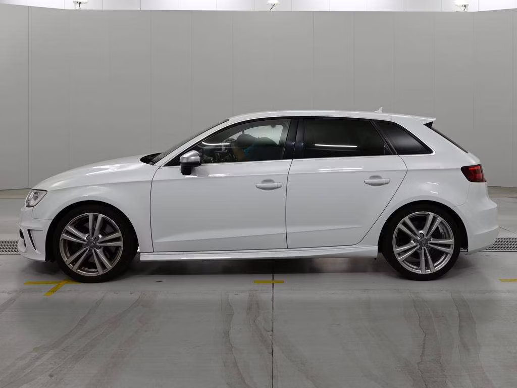 AUDI S3